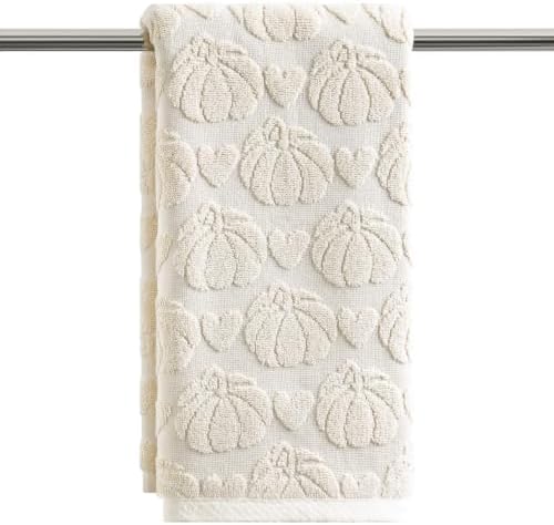 Artoid Mode 1 Pc Beige 3D Heart Pumpkin Jacquard Hand Towel by ArtoidMode