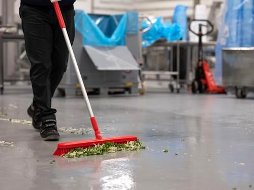Vikan 31952 24" Heavy-Duty Push Broom, Soft/Stiff - Image 4