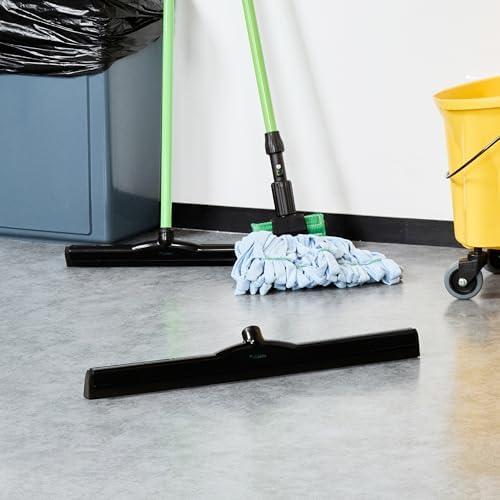 Restaurantware Black Plastic Floor Squeegee - Image 3