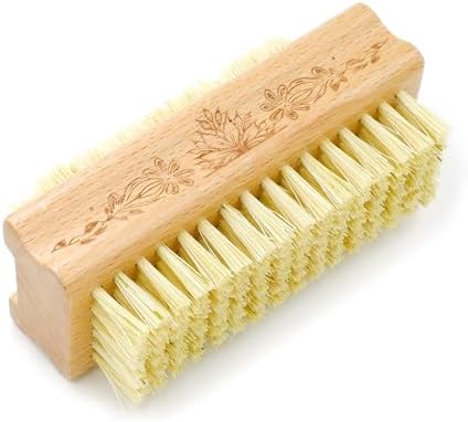 Wooden Fingernail Brush, Nail Scrubber Crush by menesia