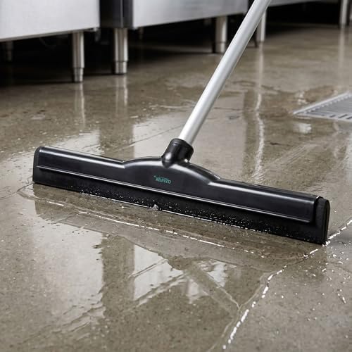 Restaurantware Black Plastic Floor Squeegee, 18.1 x 3.5 In - Image 3