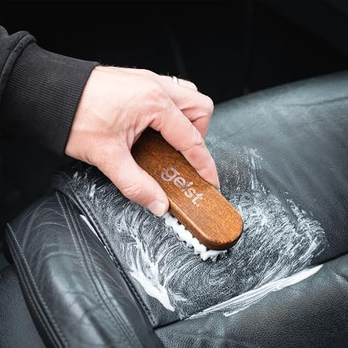 Geist. Leather & Upholstery Cleaning Brush Medium | To clean car seats - Image 6