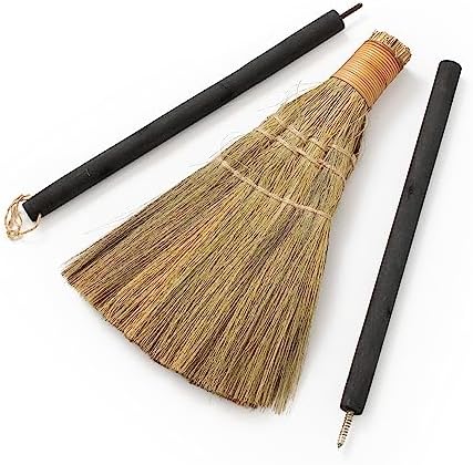 Vietnamese Straw Soft Black Broom - Image 3