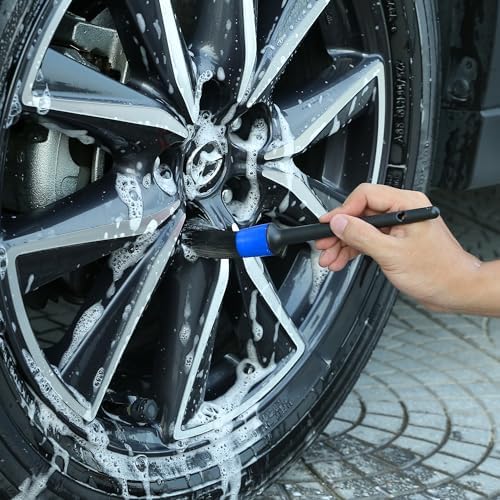 TAKAVU Wheel & Tire Brush, Stiff Bristle Short Handle, Scratch-Safe - Image 7