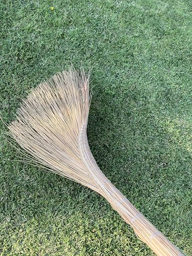 Vietnamese Natural Straw Broom/Handmade Coconut Leaf Broom - Image 5